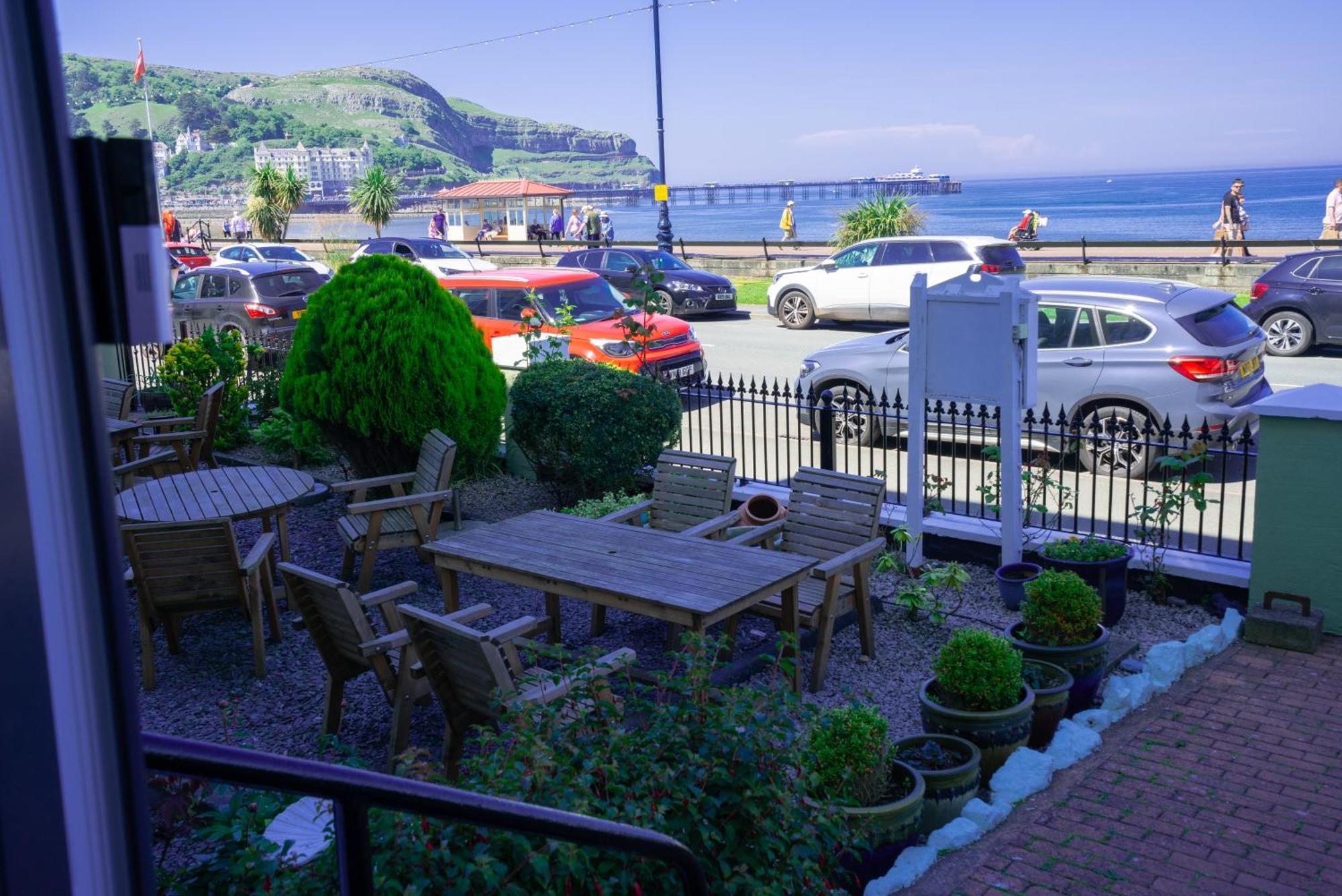 The Central Hotel Llandudno Dış mekan fotoğraf